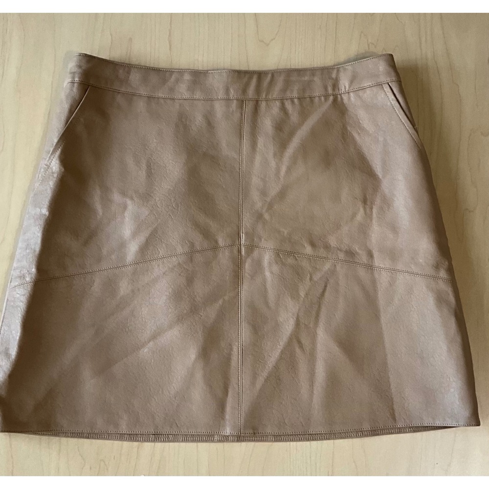 Lulus Tan Beige Vegan Faux Leather A-Line Mini Skirt Size Medium Pockets